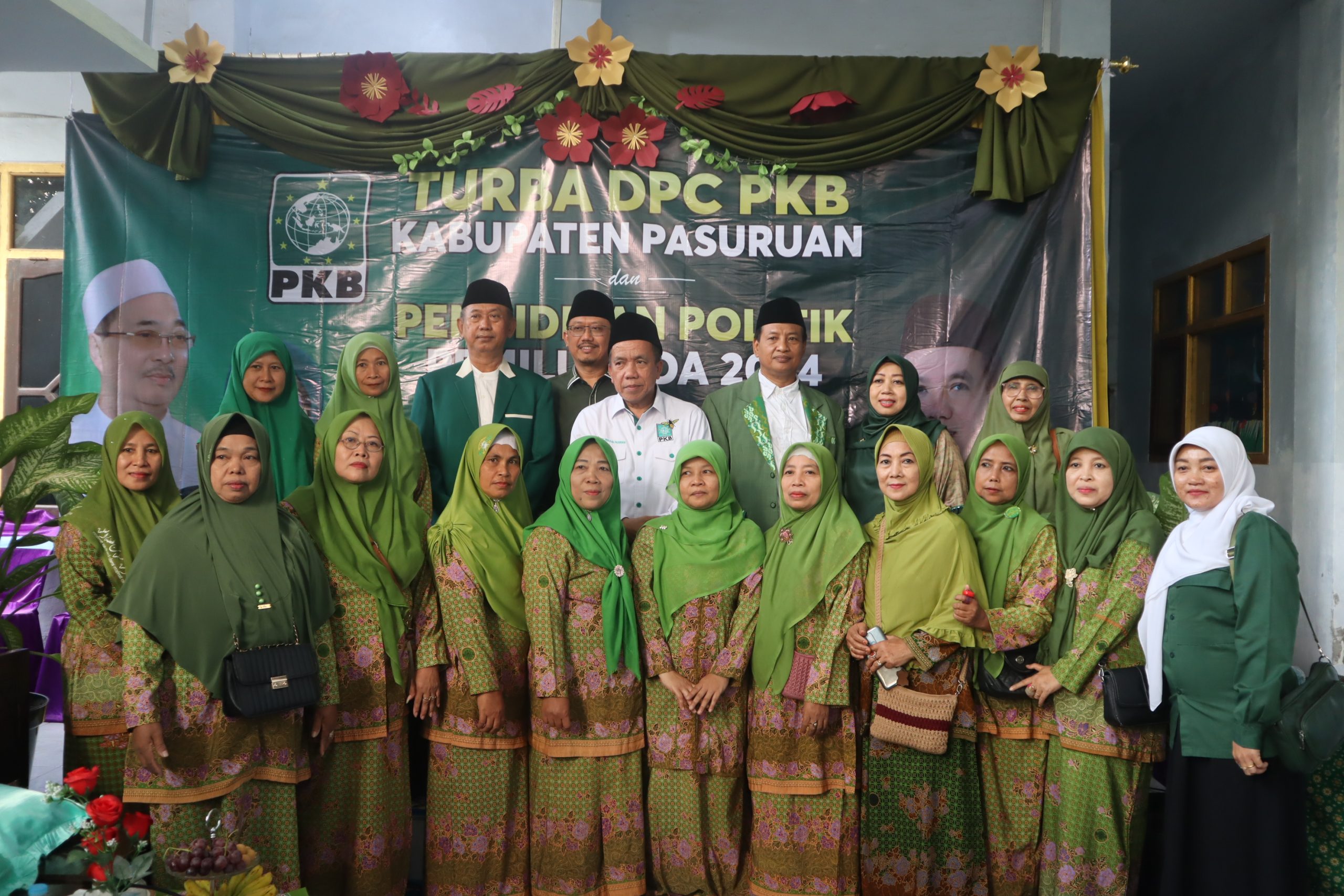 Gus Mujib Memikat Hati Emak-Emak Rejoso dalam Pilkada Pasuruan