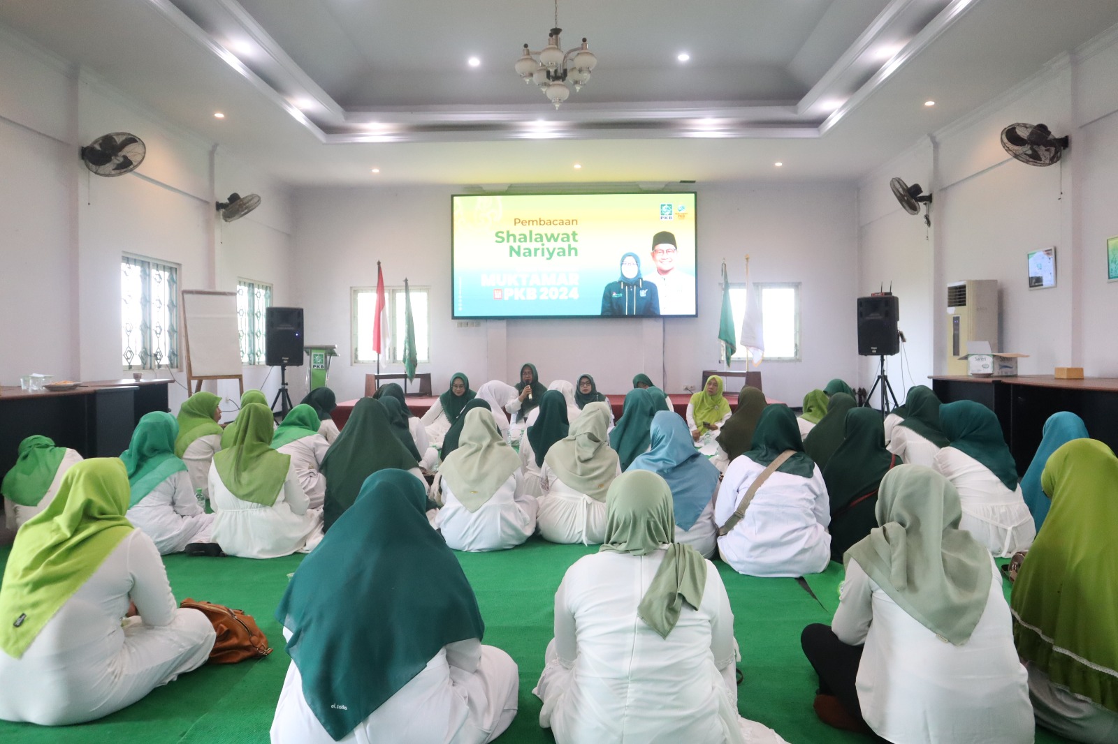 Kader Perempuan Bangsa PKB Pasuruan Gelar Sholawat Nariyah Massal: Dukungan Spiritual untuk Kesuksesan Muktamar Bali