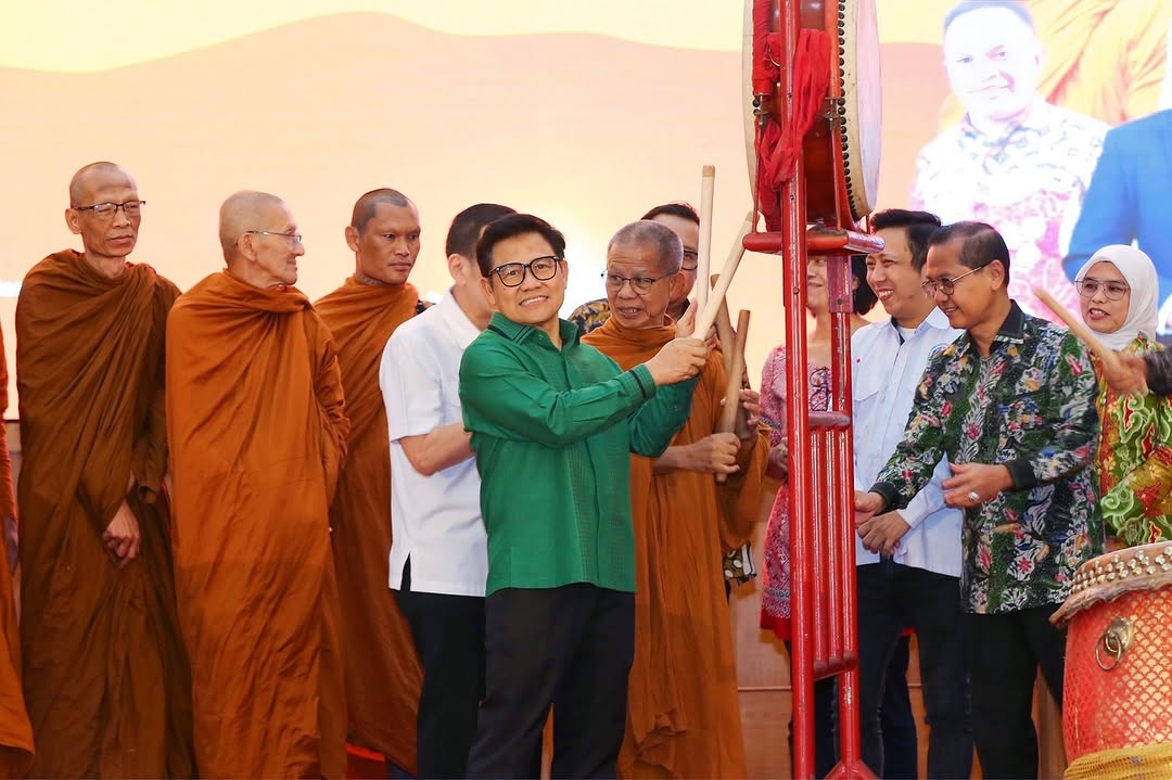 Gus Muhaimin: Ajaran Cinta Kasih Buddha Jadi Pilar Harmoni Indonesia