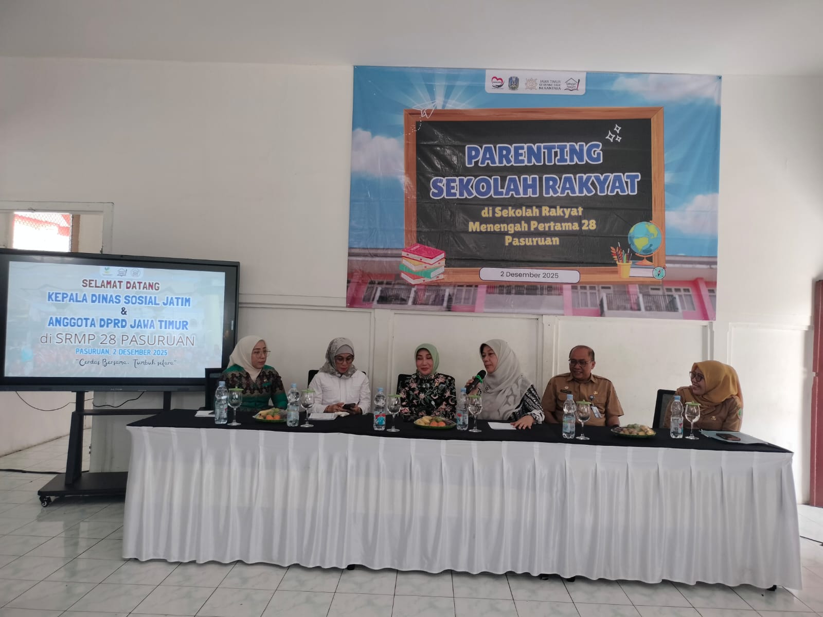 Rumah adalah Madrasah Pertama : Pesan Ning Fitri di Parenting Sekolah Rakyat Pasuruan