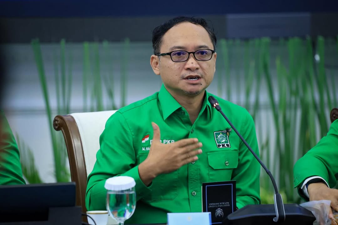 Sekjen DPP PKB Instruksikan Kader Turun Langsung Layani Jemaah Mujahadah Kubro 1 Abad NU di Malang